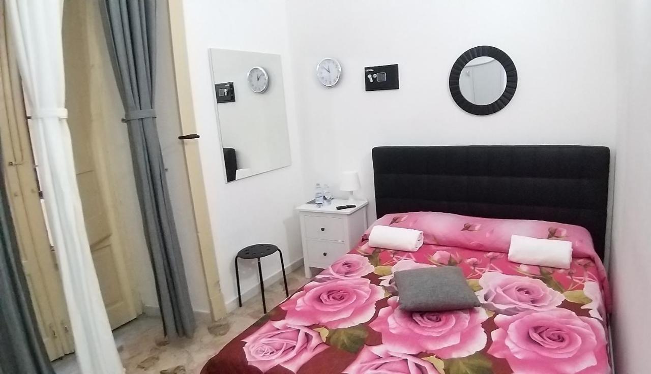 Exclusive House Center Apartment Catania Exterior photo